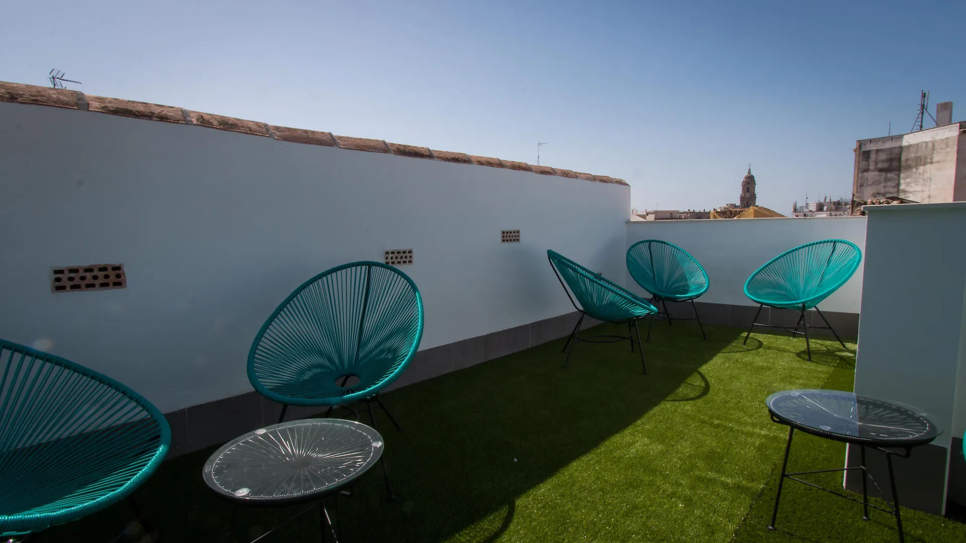 Apartment Holidays2Malaga Suites