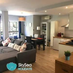 Skysea Holidays Victoria Apartment