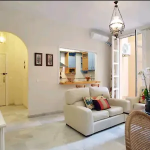 https://apartamento-alcazaba-malaga.es-andalucia.com